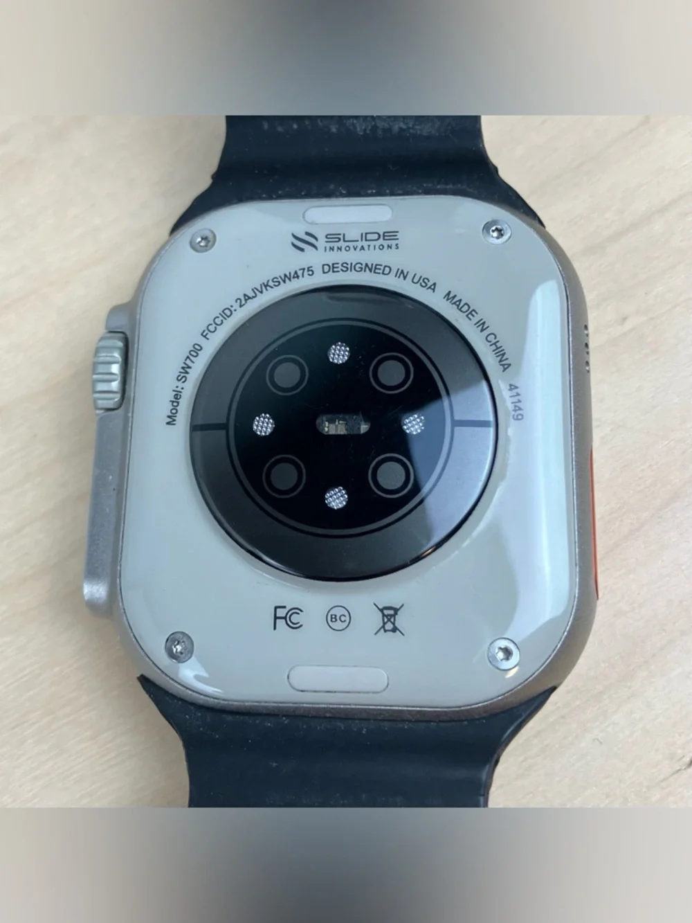 Slide Innovations SW700 Smartwatch Waterproof Bluetooth + Band (No Charger)